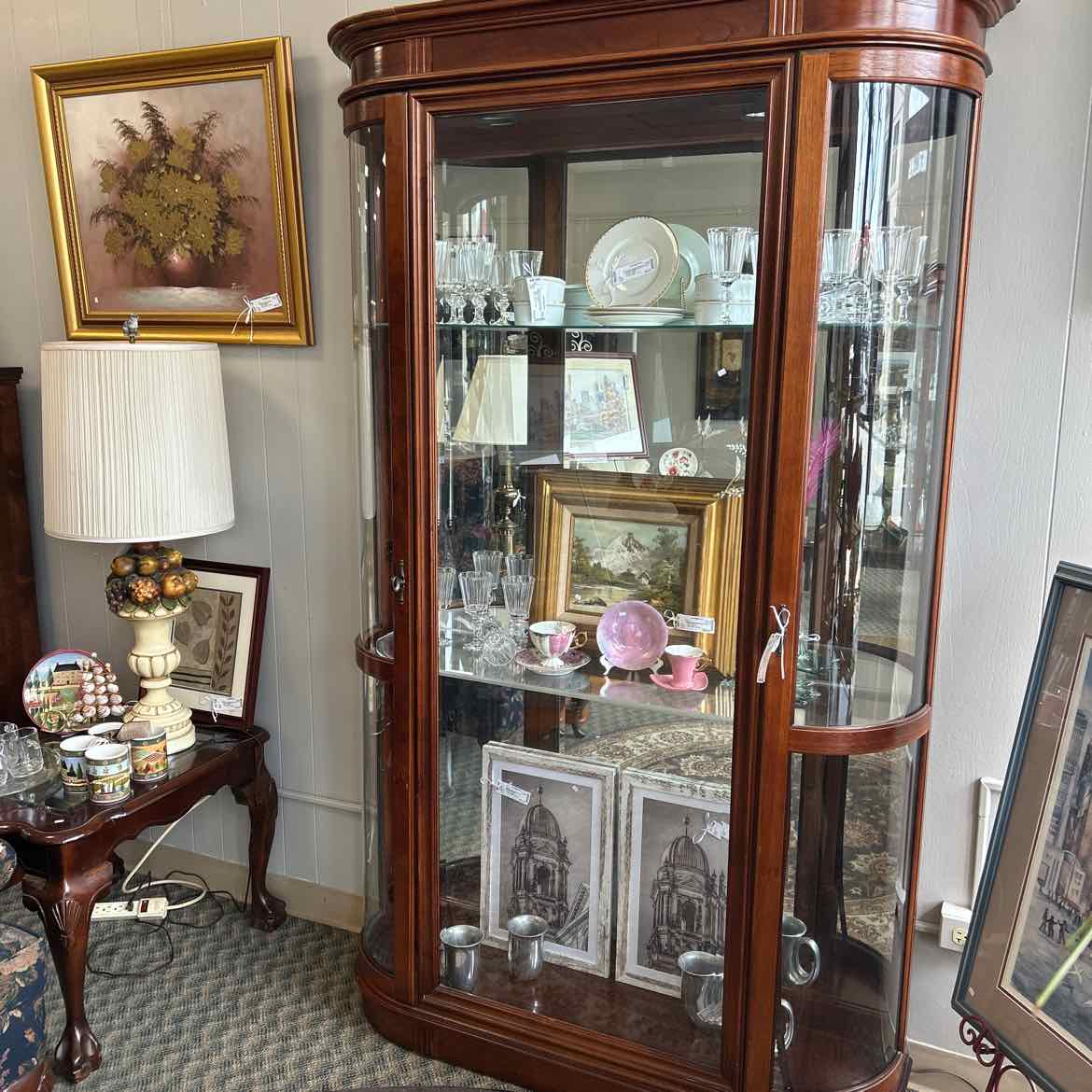 Tall Oak Curio w/Plexi Shelves