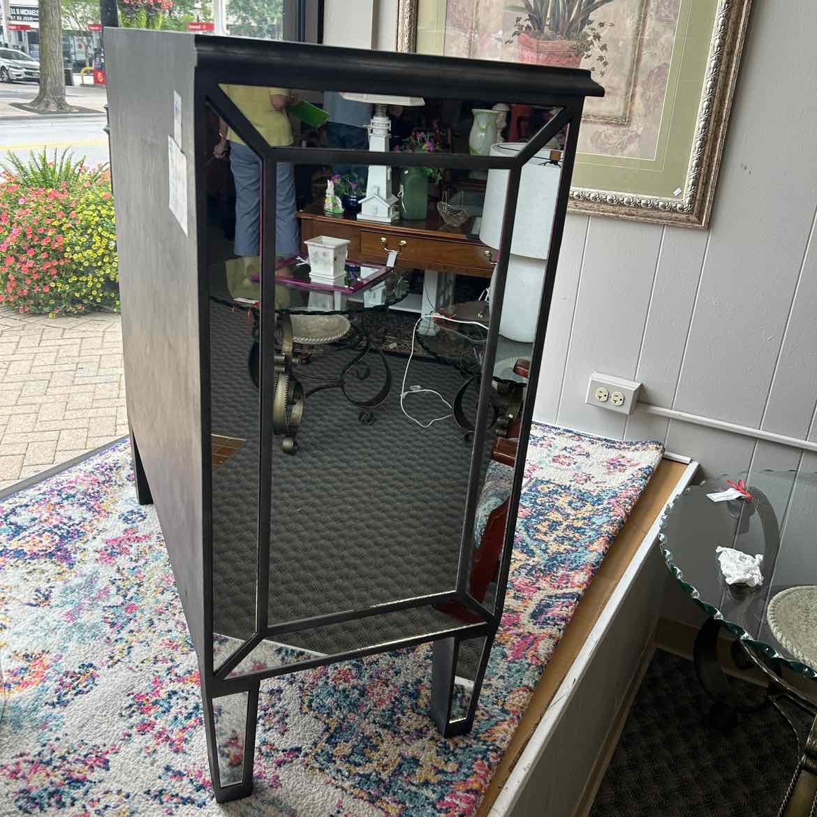 Small Mirrored Chest w/2 Drawers