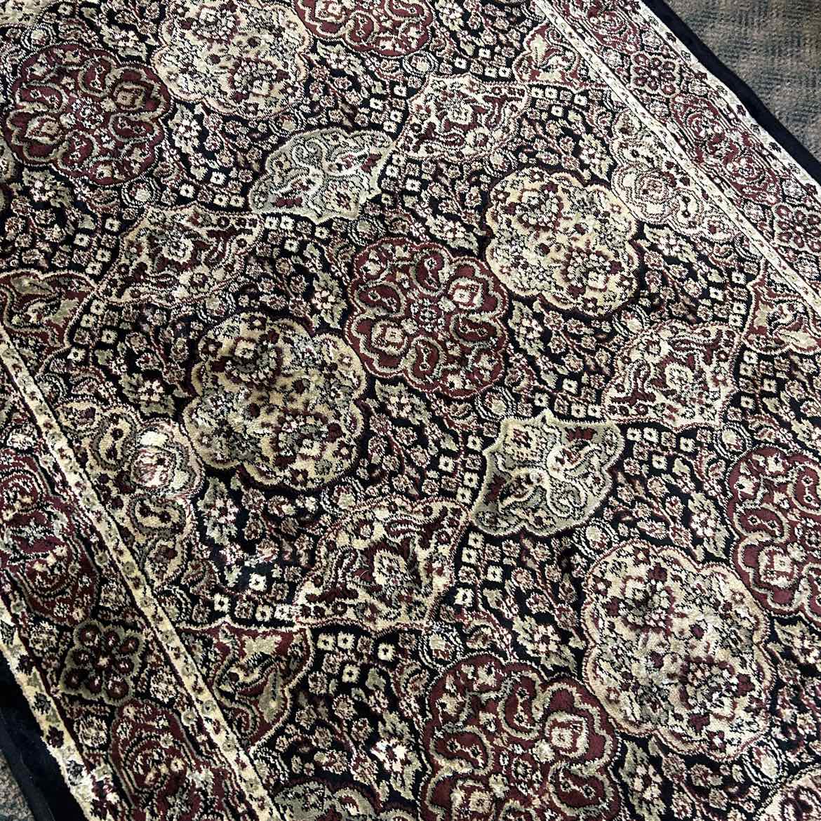 Black Patterned Rug w/Beige Fringe