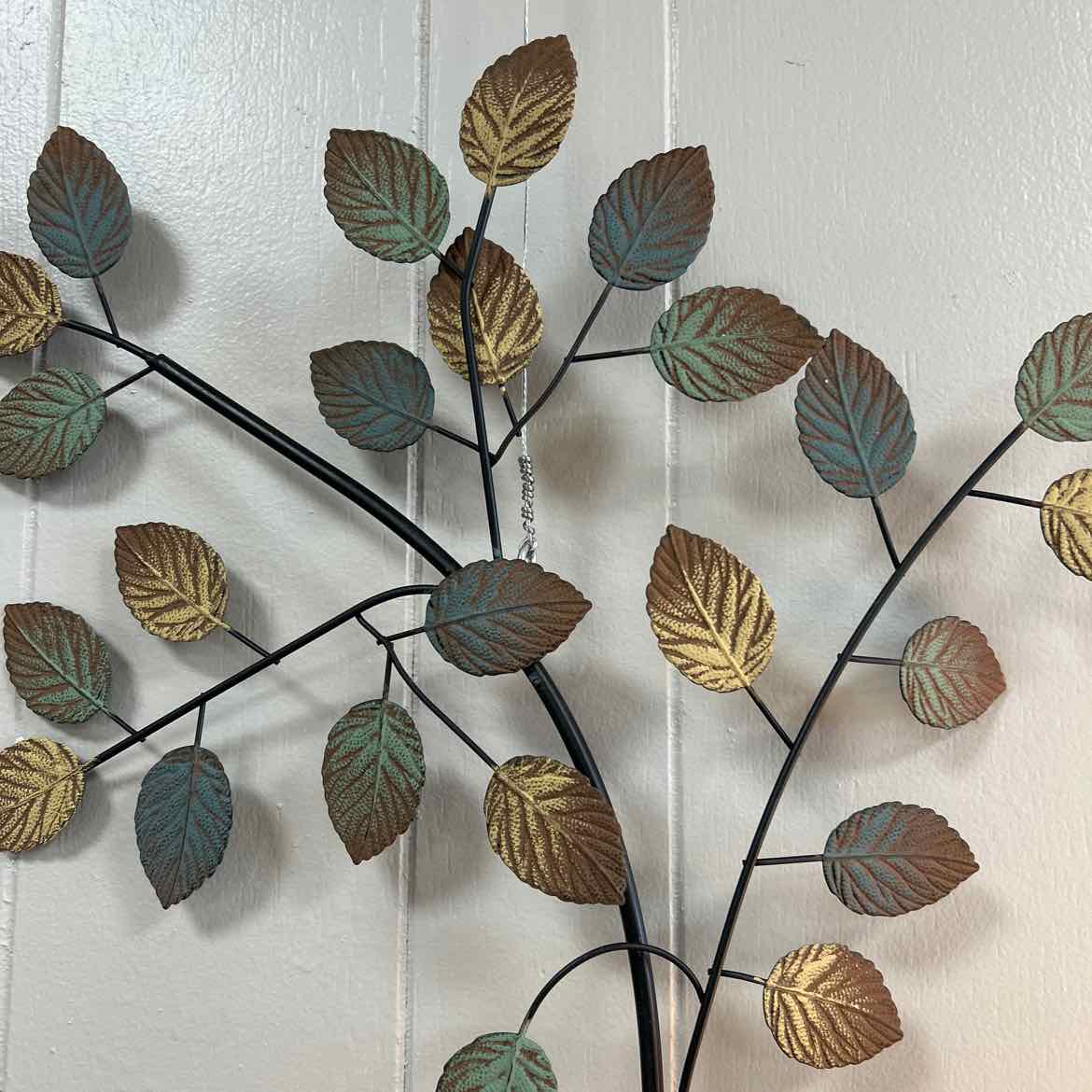 Metal Leaf Wall Hanging