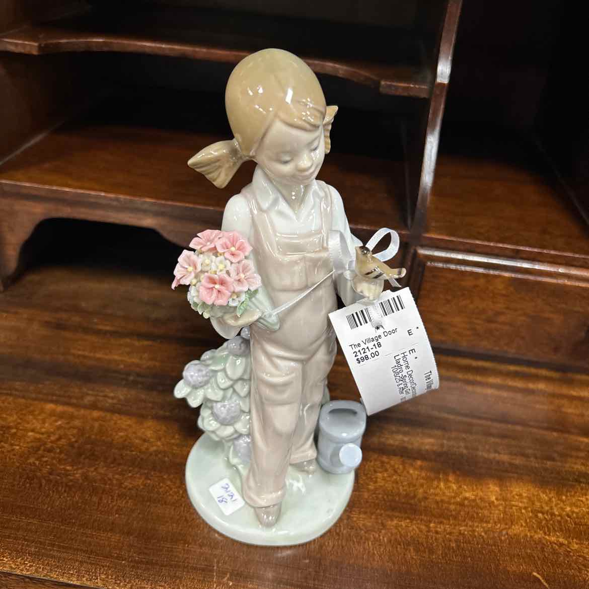 Lladro -Spring Girl