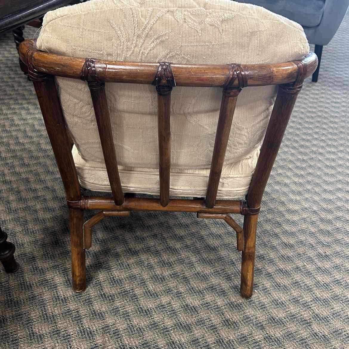 Wood Bamboo Chair w/Cream Cushion