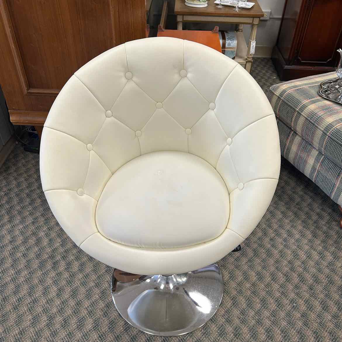 White Swivel Vanity Chair AS IS