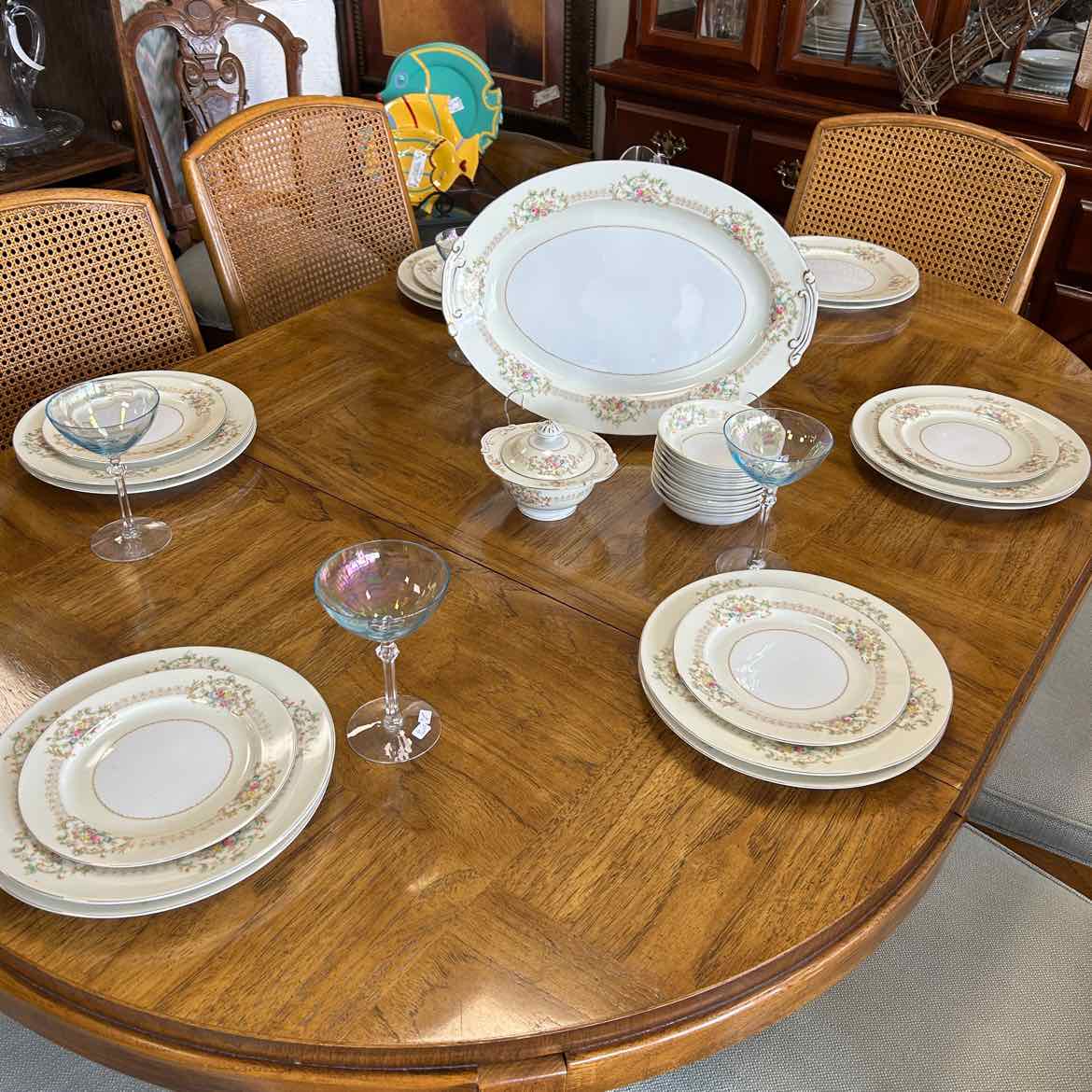 35 pc China w/Flowers