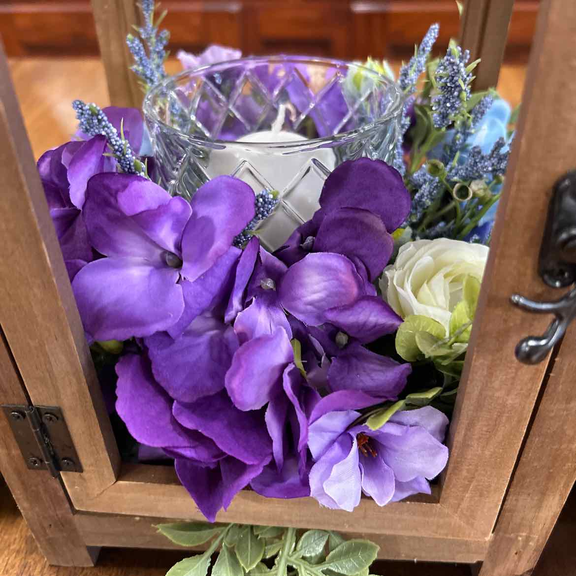 Decorative Lantern w/Candle & Flowers
