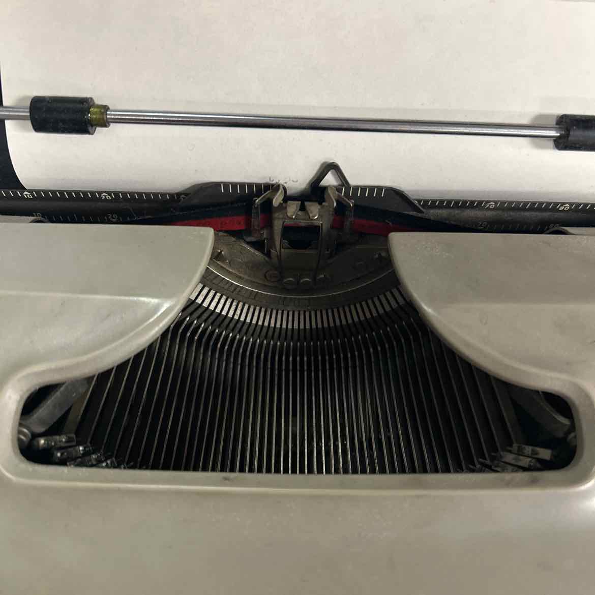 Remington Quiet-Riter Typewriter