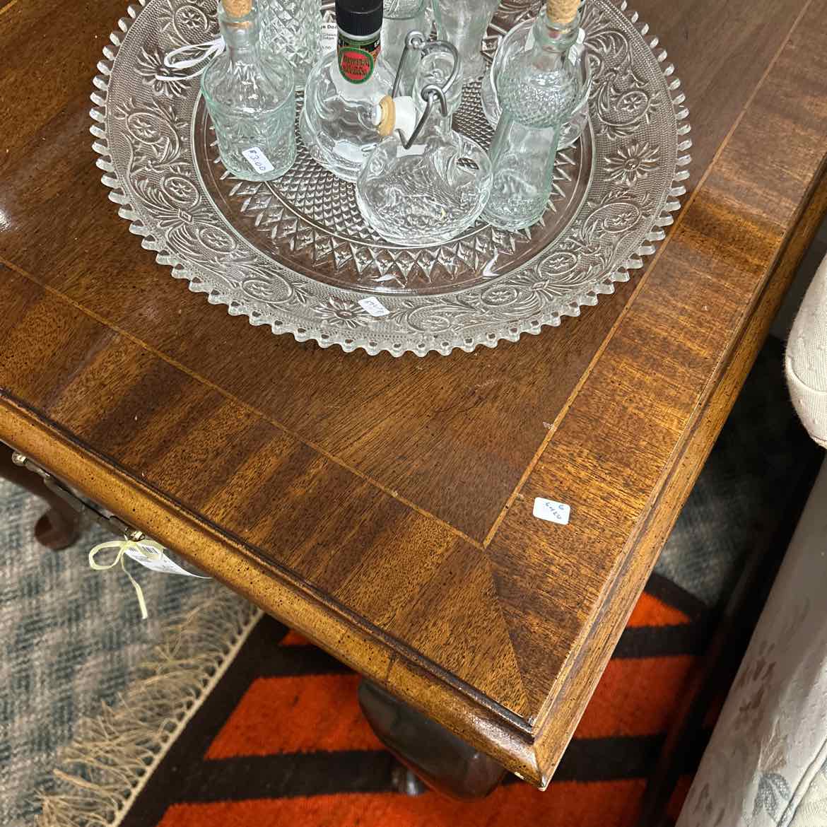 Wood End Table w/Drawer