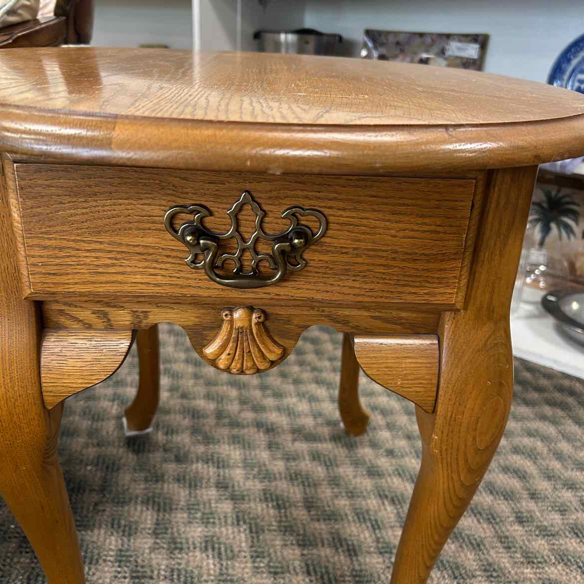 Light Wood Oval End Table w/Drawer