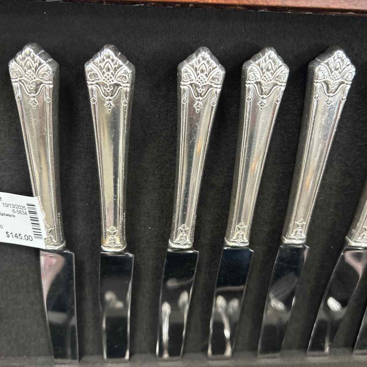 62 pc Rogers Silverplate Flatware w/Box