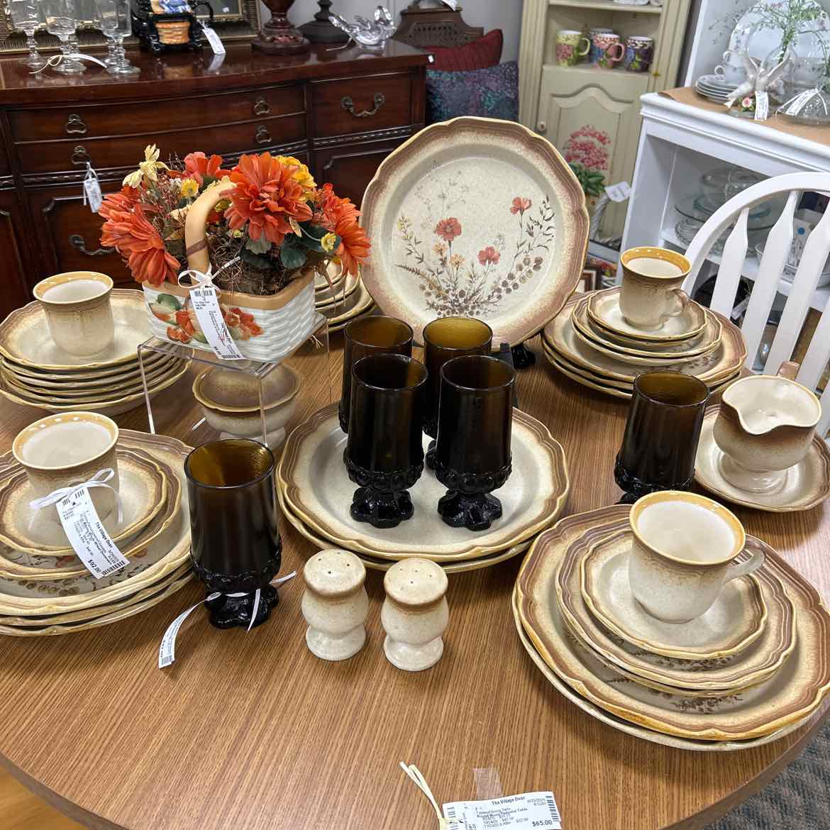 48 pc Mikasa Whole Wheat Dinnerware