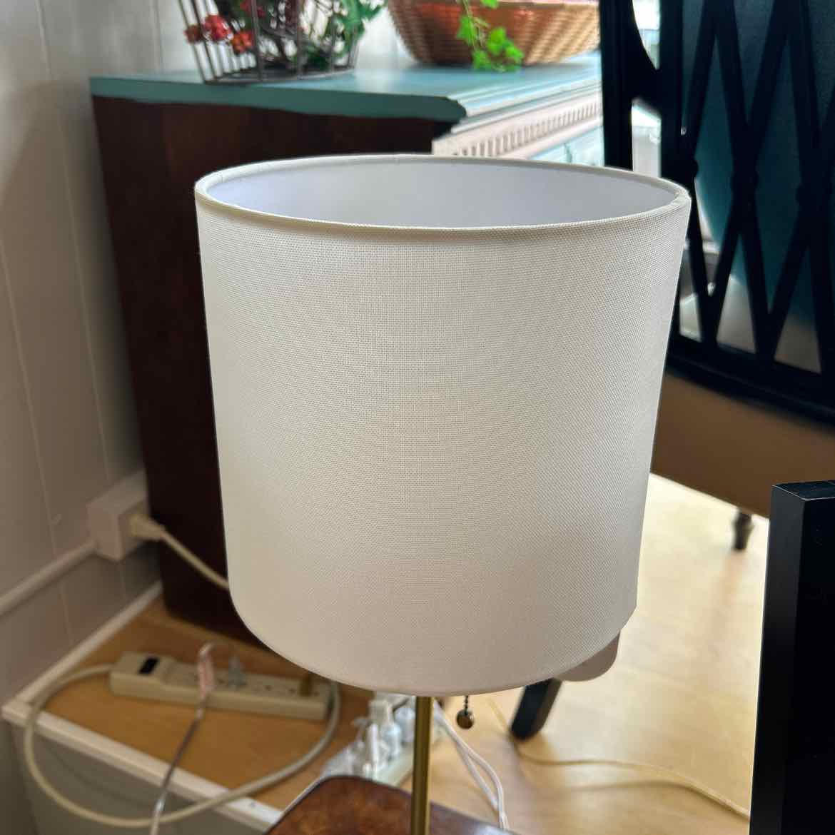 Brass w/White Base Chain Lamp NEW
