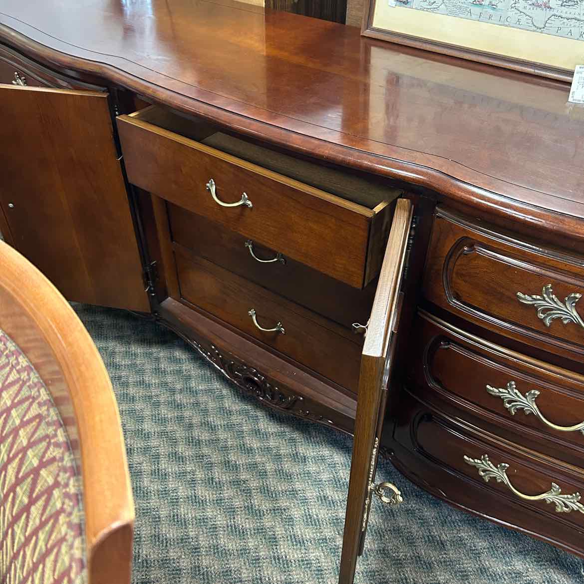 Wood Dresser w/Middle Drawers & Brass Hinges