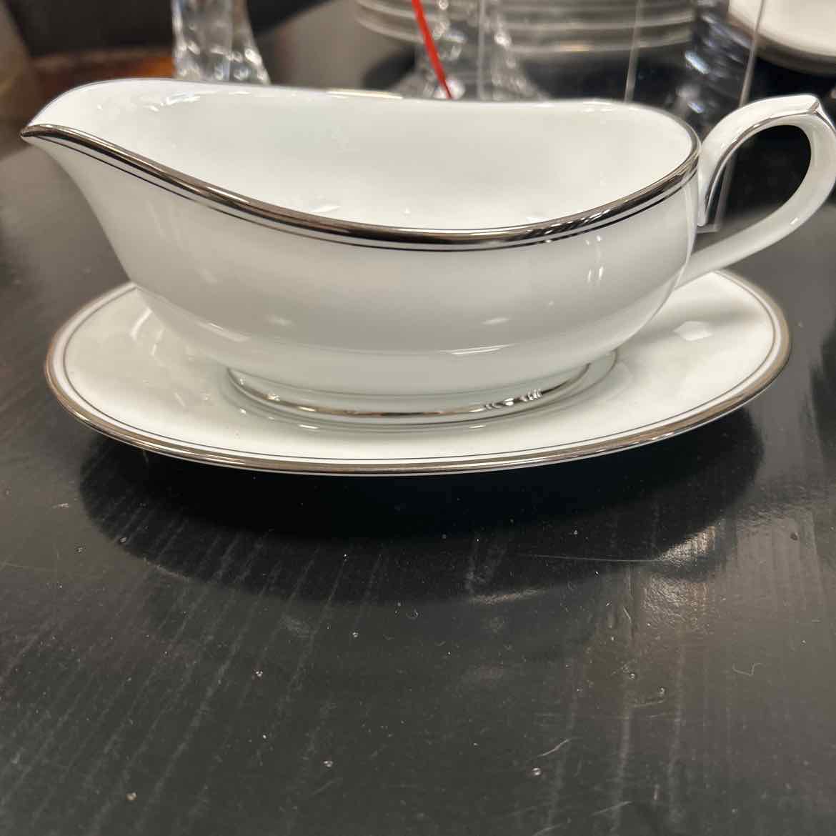 40 pc China w/Black & Silver Rim