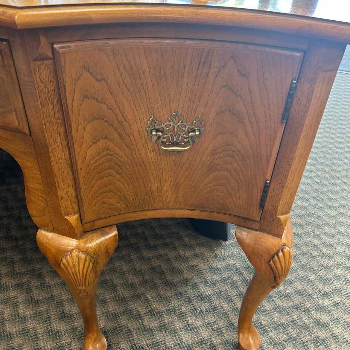Thomasville Oak Buffet w/Raised Legs