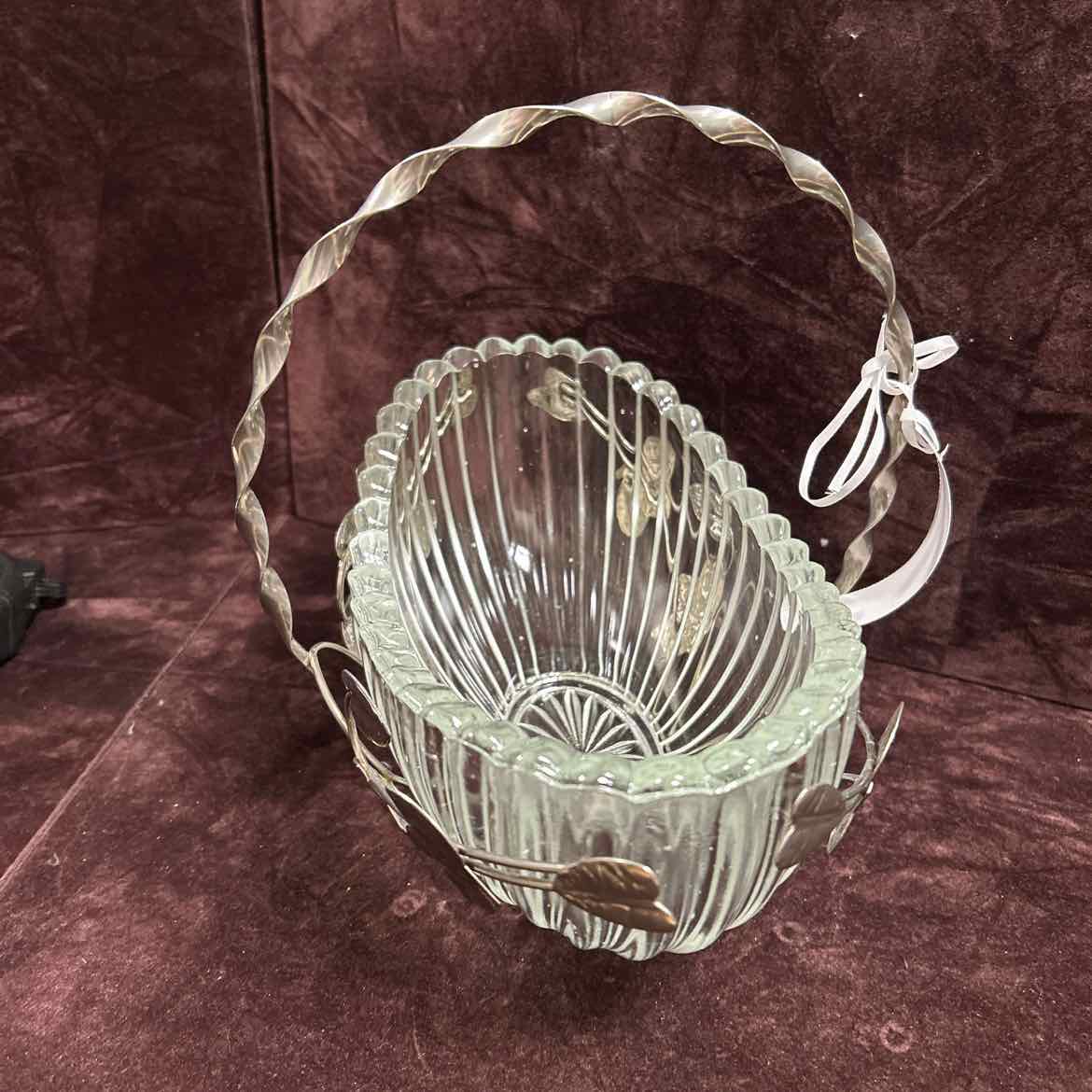 Oval Glass Bowl on Metal Stand