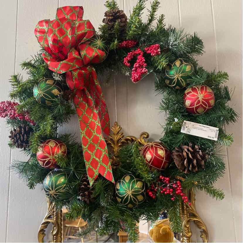 Wreath with Red and Green Sparkle Bow and Ornaments