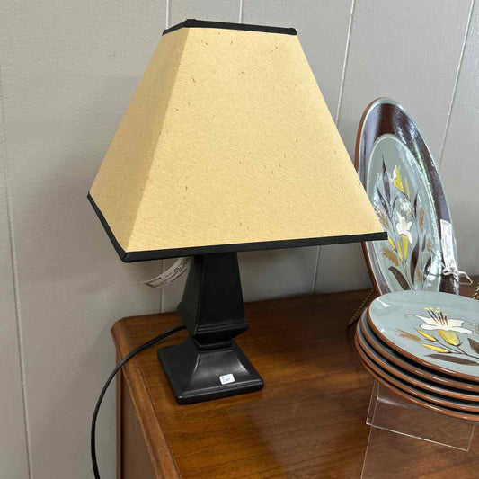 Black Base Lamp w/Square Shade