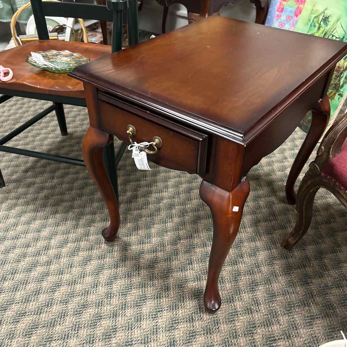 Wood End Table w/Drawer