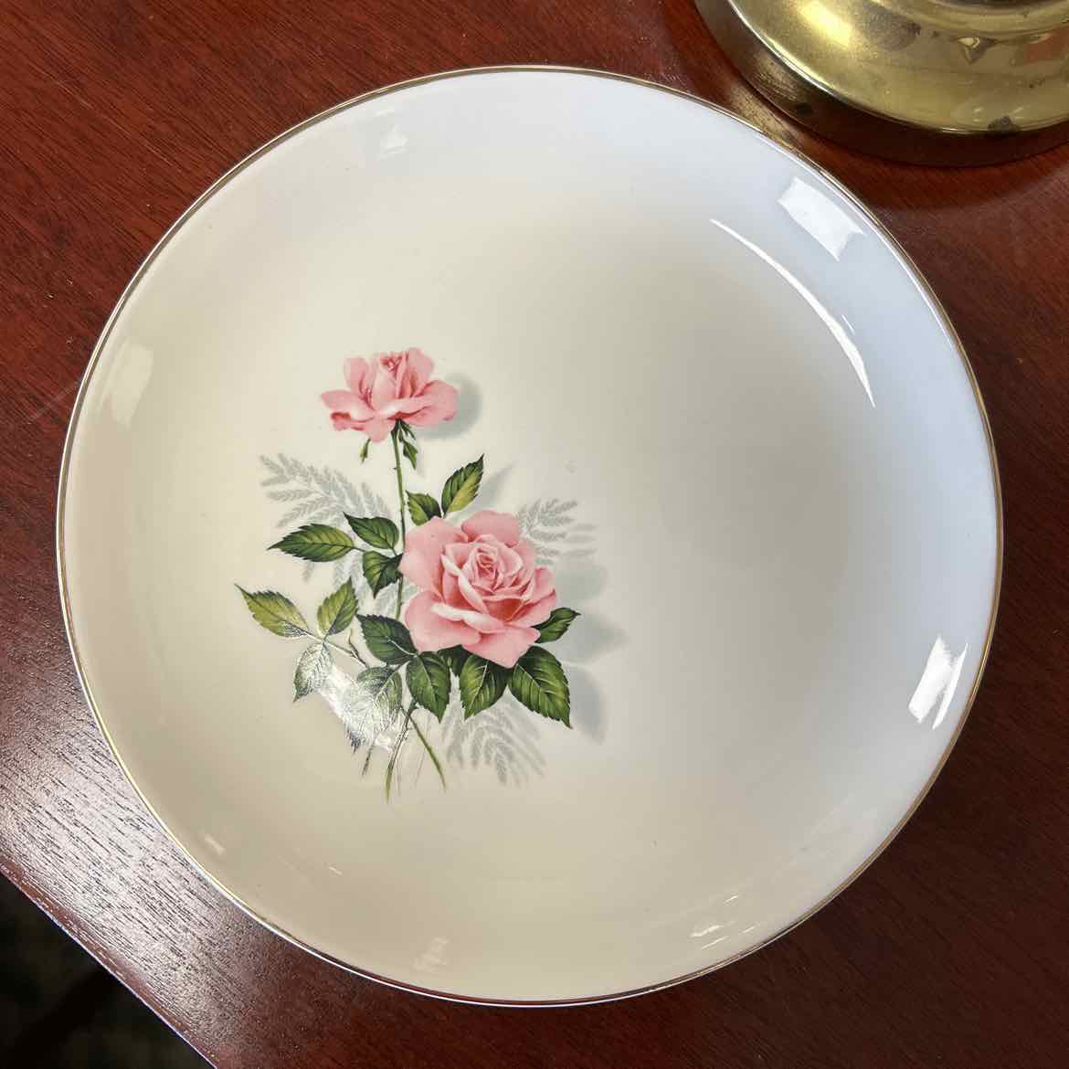 60 Pc China w/Pink Roses