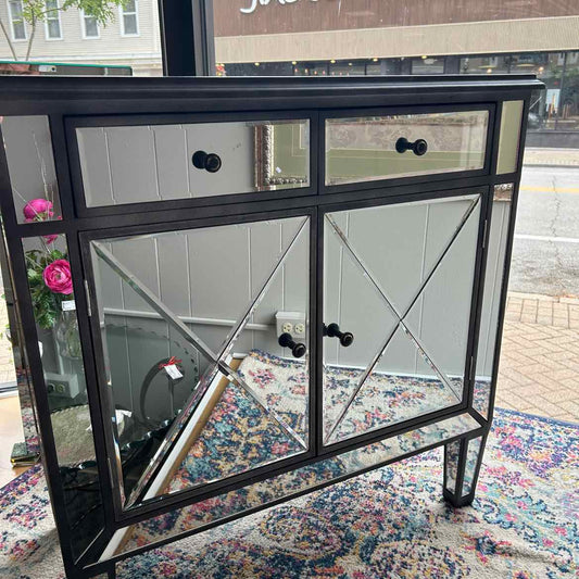 Small Mirrored Chest w/2 Drawers