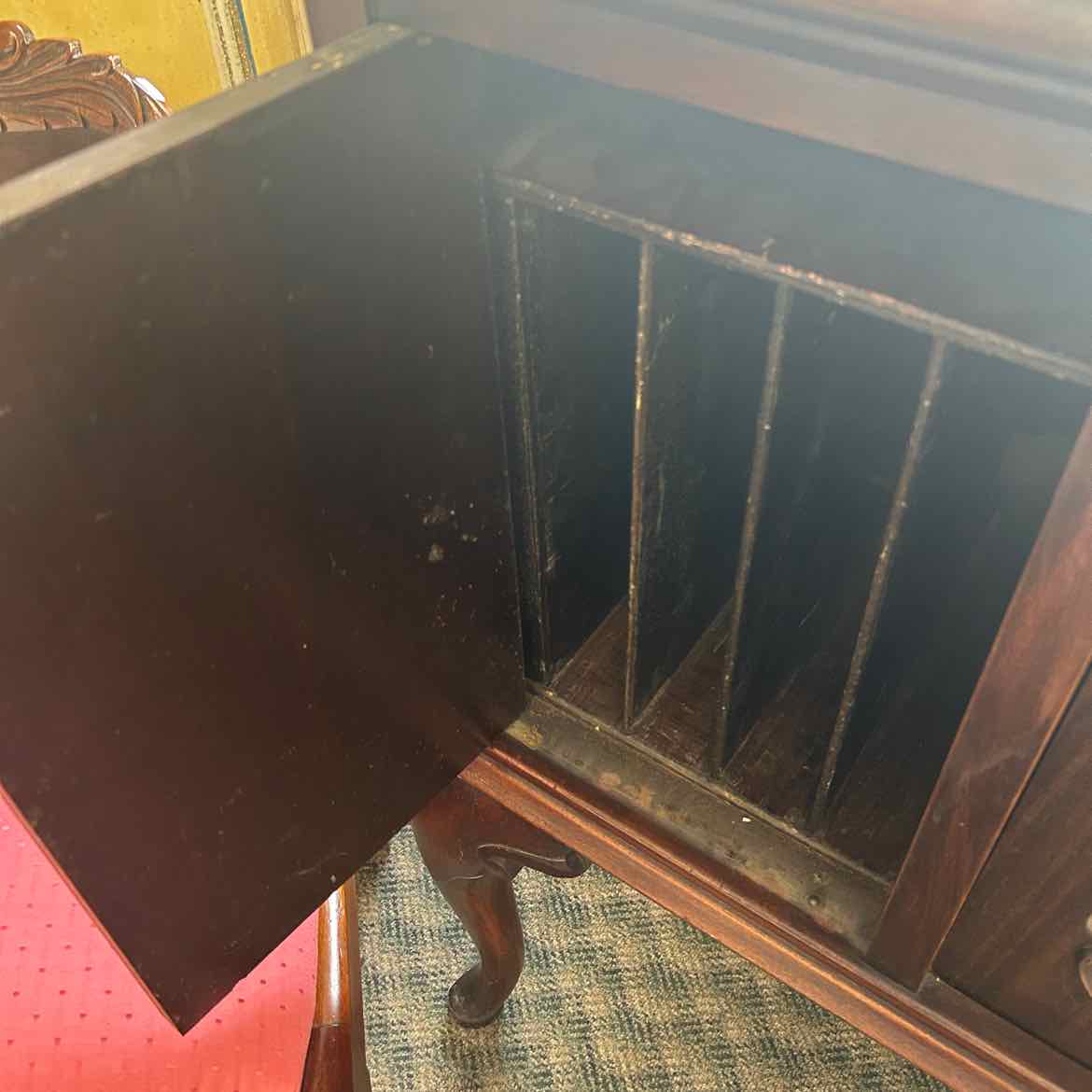 Antique Brunswick Console Phonograph w/Records