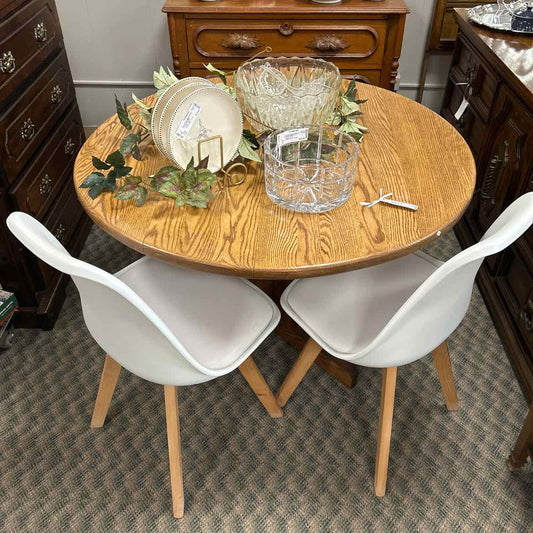 Round Wood Pedestal Dining Table w/2 White Chairs