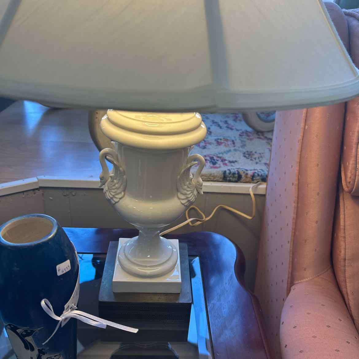 White Ceramic Lamp w/Shade