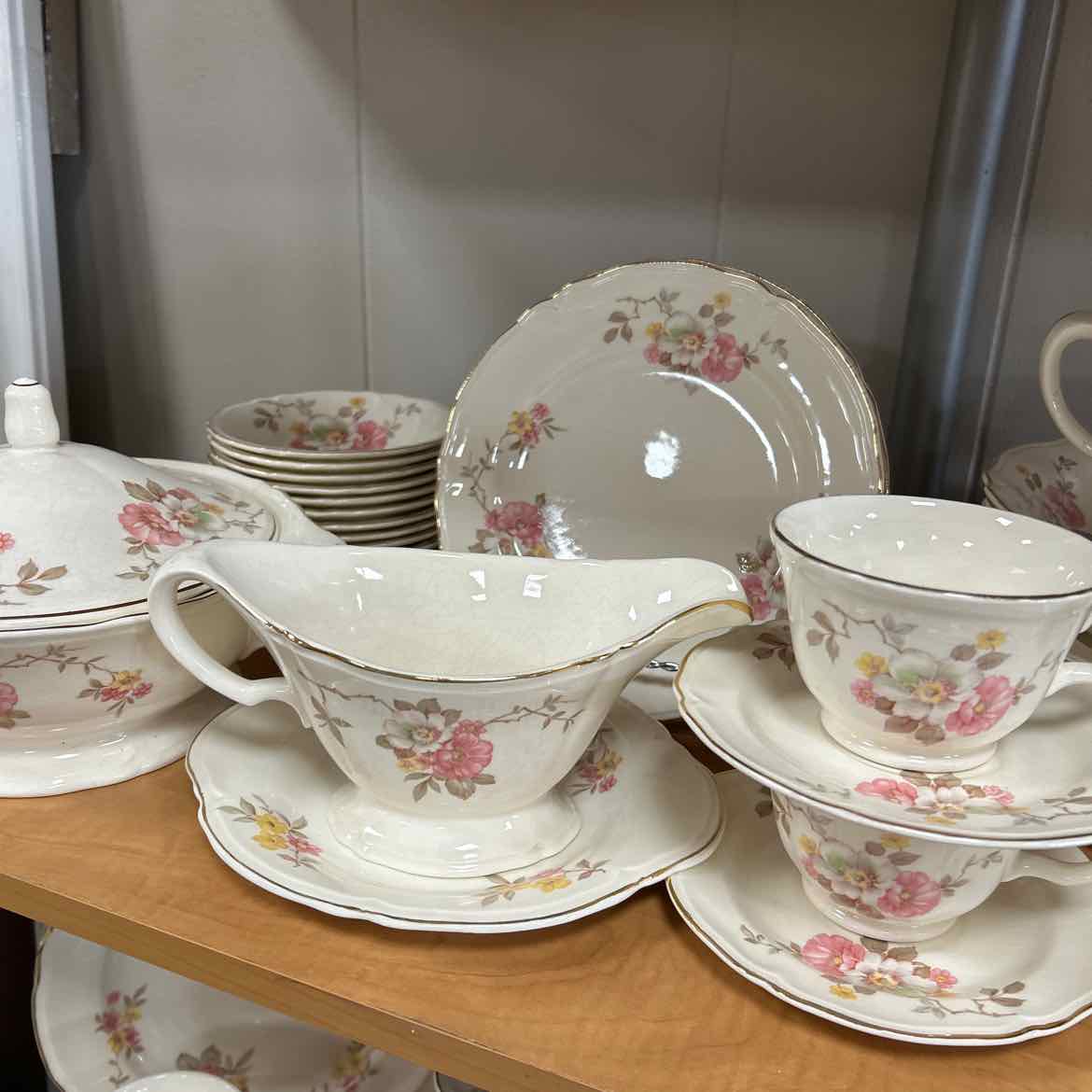 92 pc Edwin Knowles China -Blossom Time