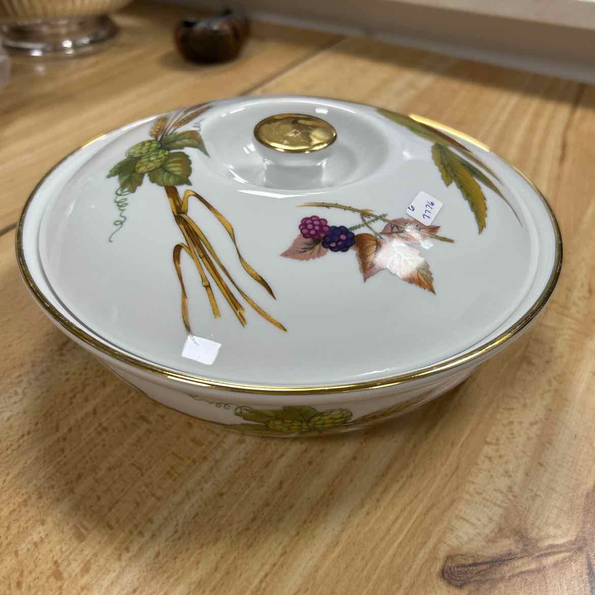Royal Worcester Casserole w/Lid