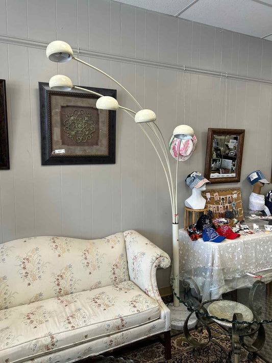Modern Floor Lamp w/5 Bulbs