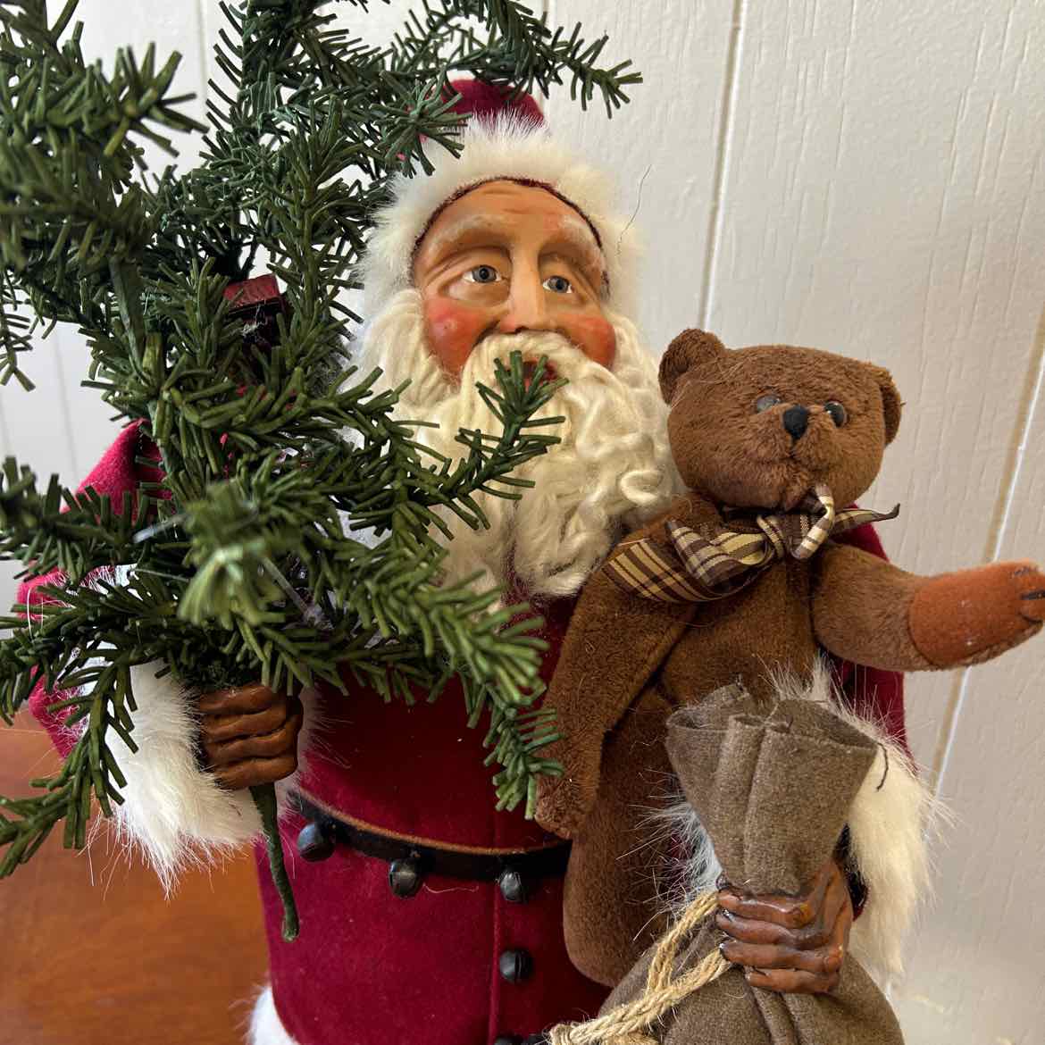 Santa w/Bag & Teddy Bear