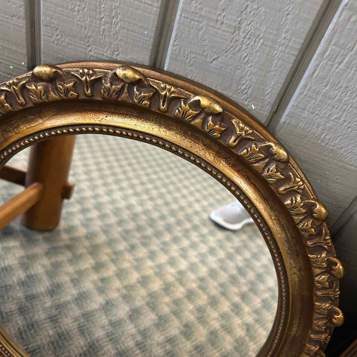 Round Wall Mirror in Gold Frame AS IS