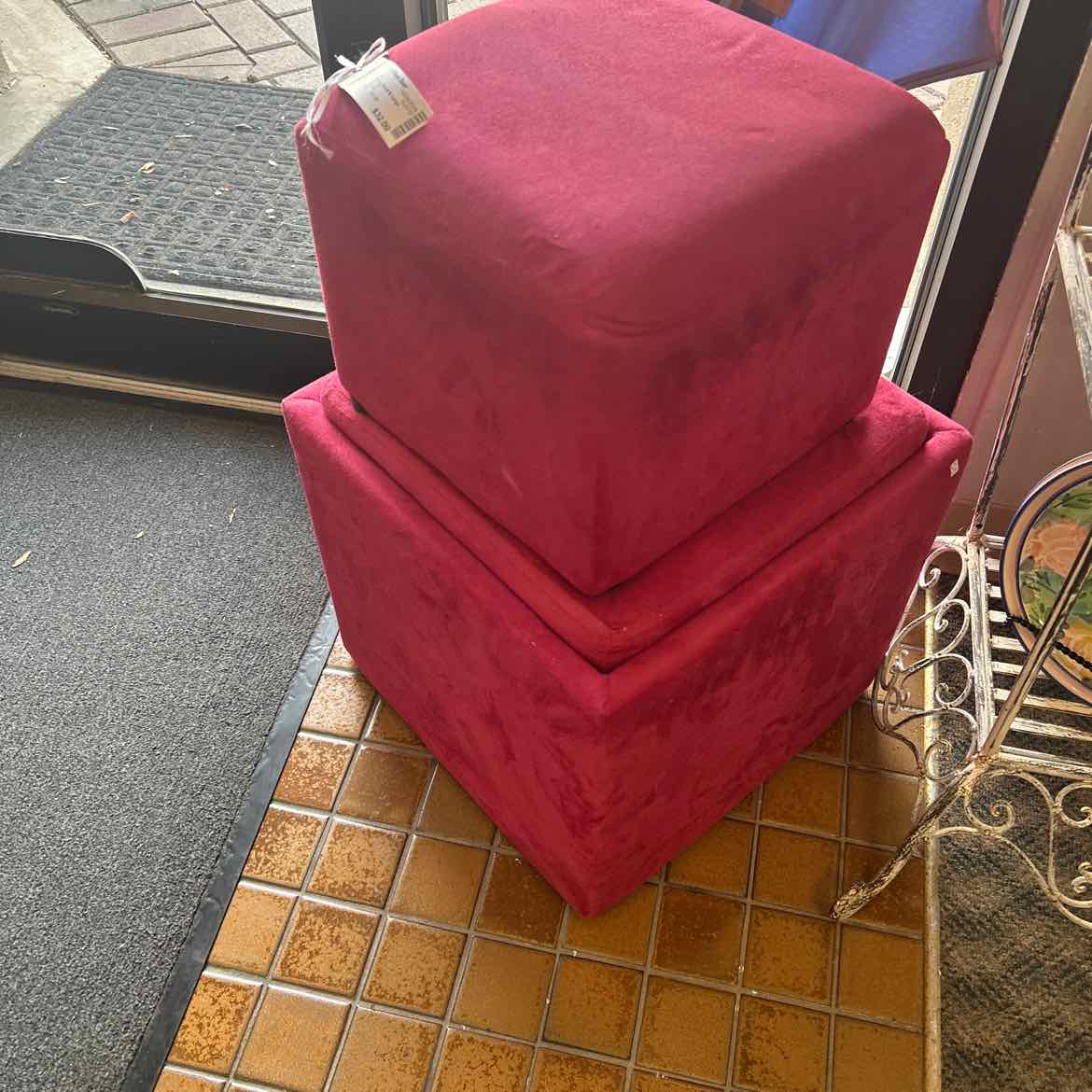 2 pc Rose Ottoman Small & Large