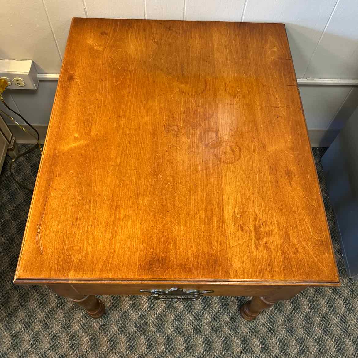 Pennsylvania House Wood End Table w/Drawer