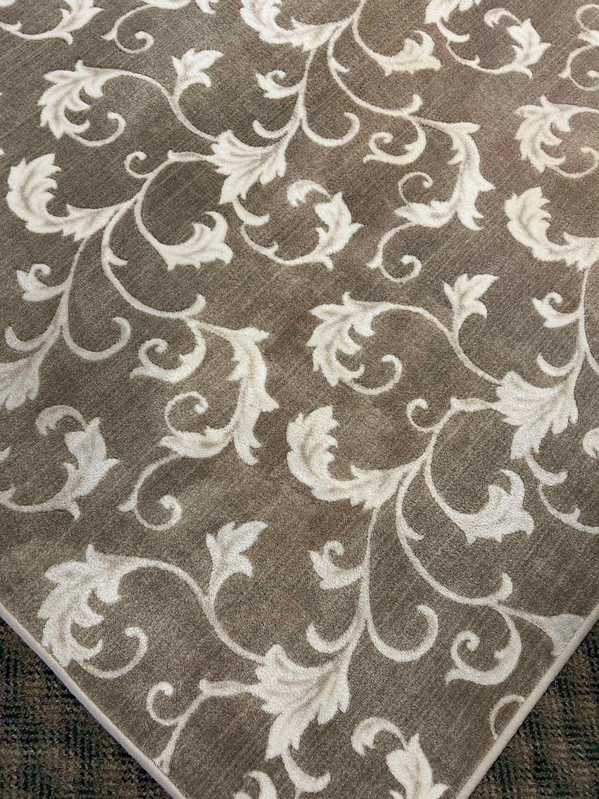 120x89 Tan & Cream Rug