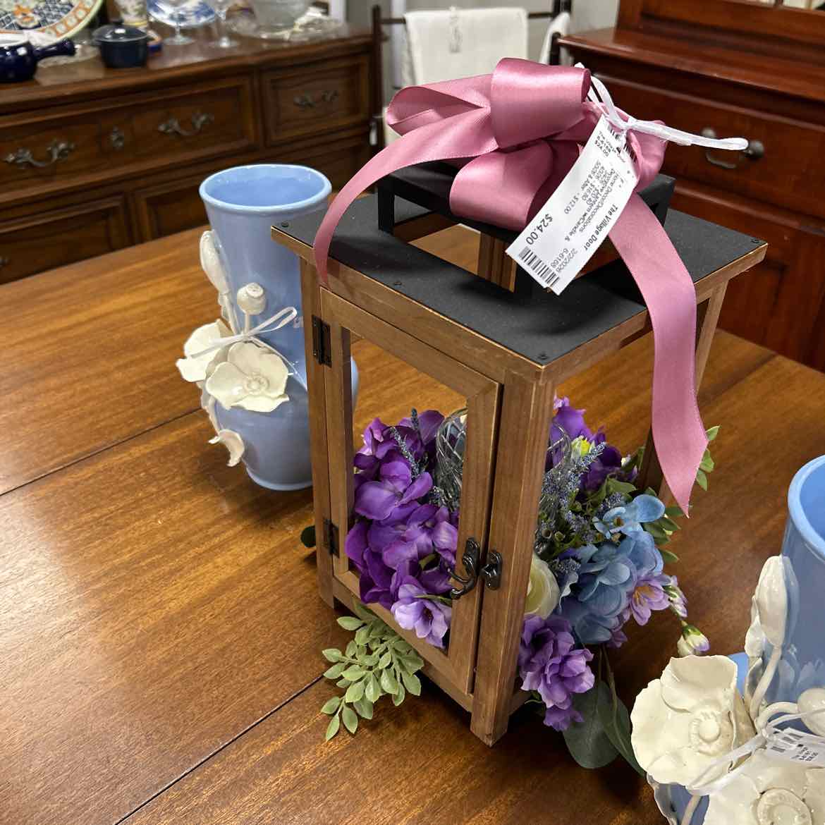 Decorative Lantern w/Candle & Flowers