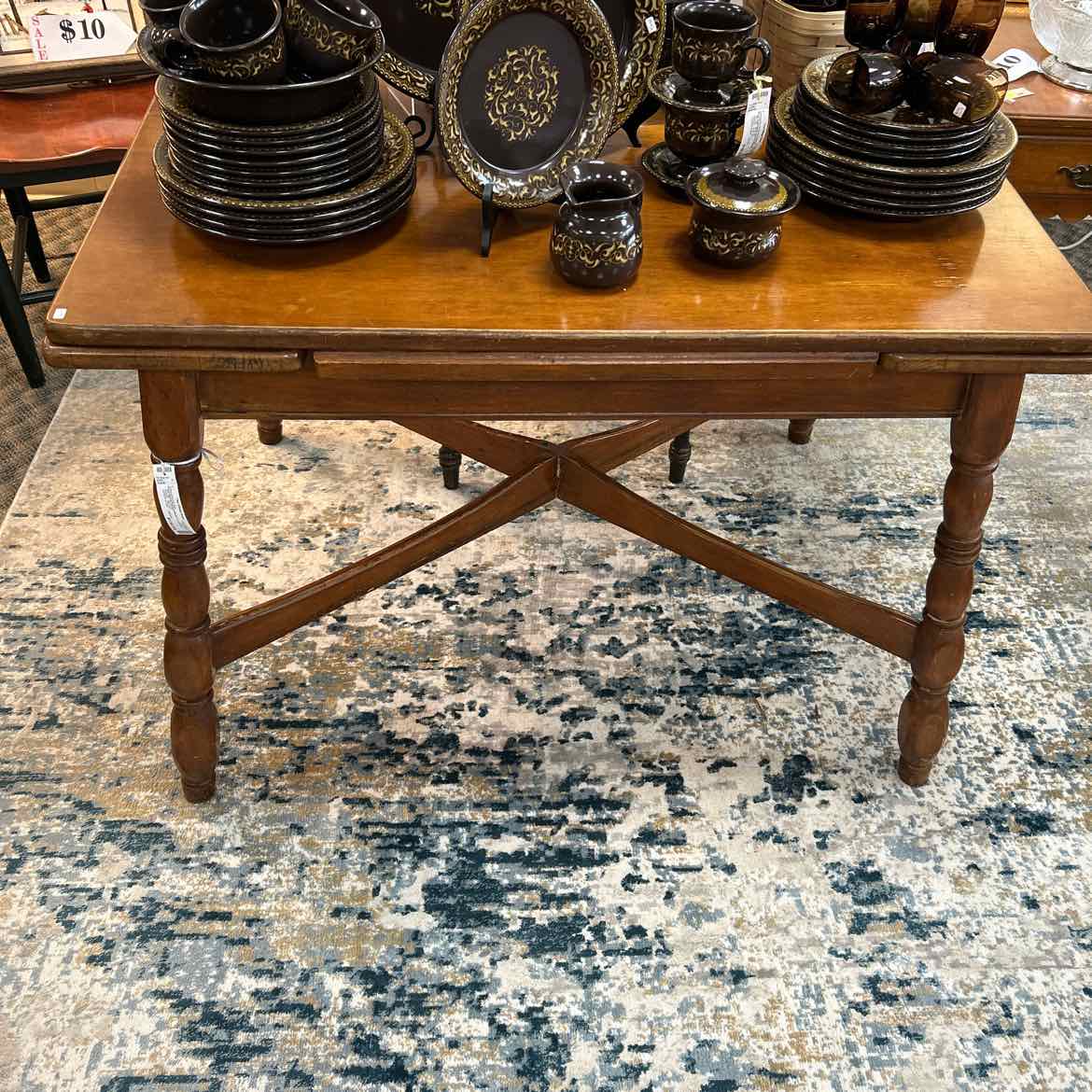 Wood Dining Table w/Built in Leaves