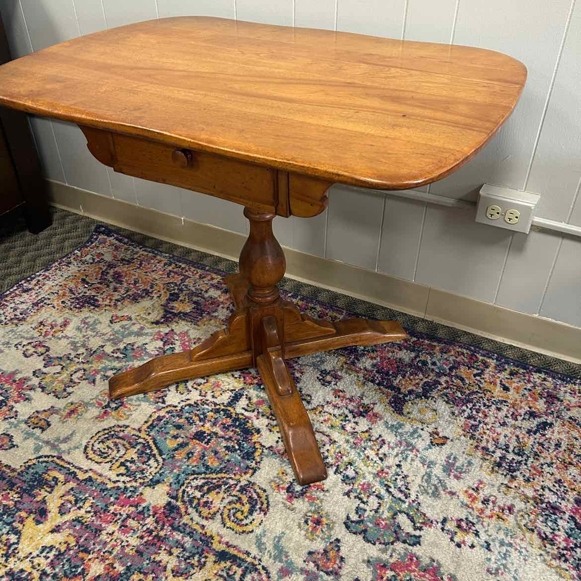 Small Wood Table w/Pedestal Legs