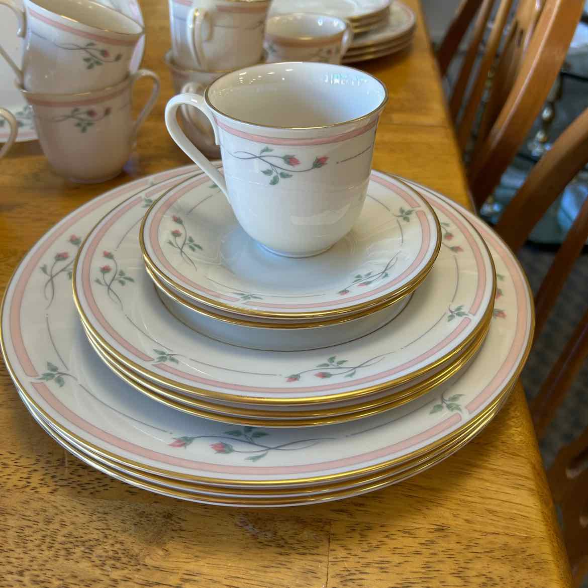 58 pc Lenox Rose Manor China
