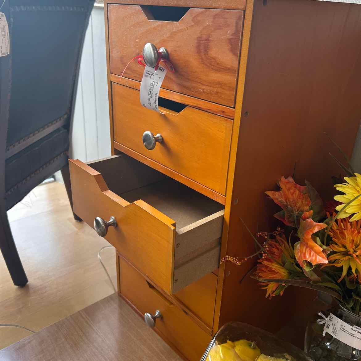 Small 5 Drawer Wood Chest
