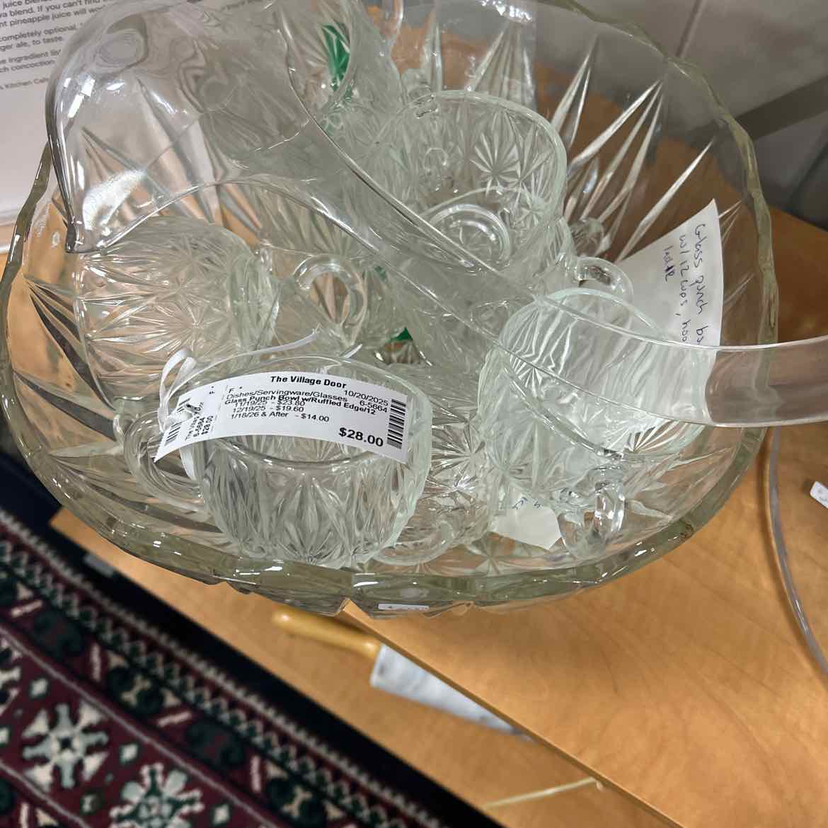 Glass Punch Bowl w/Ruffled Edge/12 Cups/Ladle