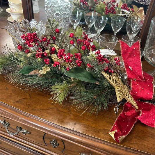 Gold Stars & Berries Swag