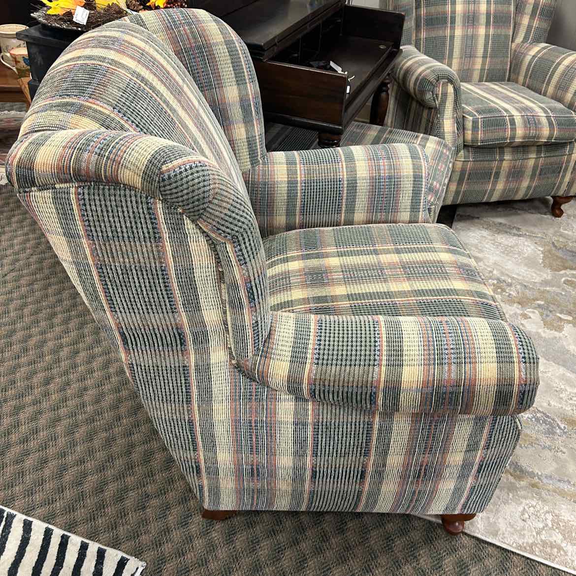 Plaid Green/Cream Upholstered Chair