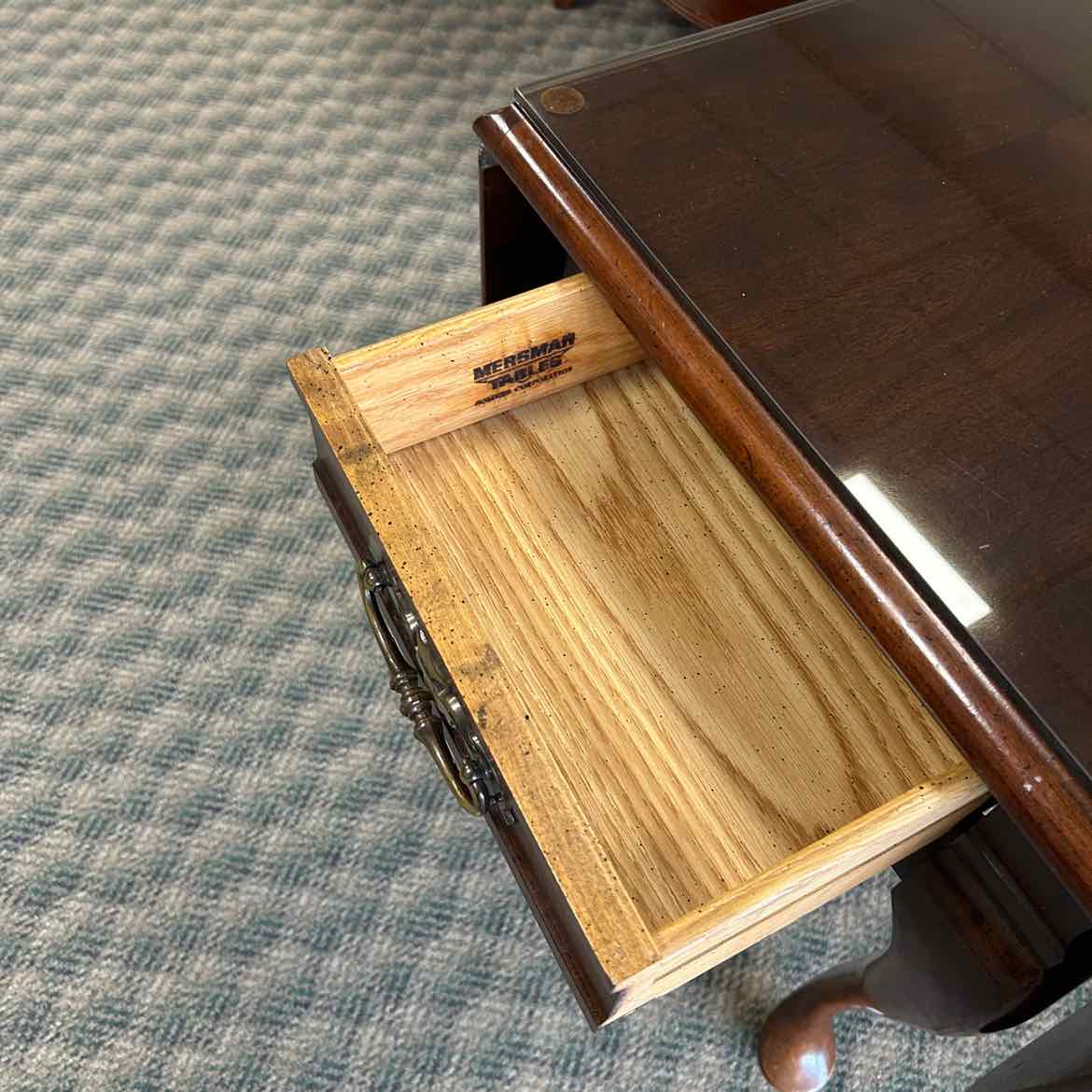 Wood End Table w/Folding Sides & Glass Top