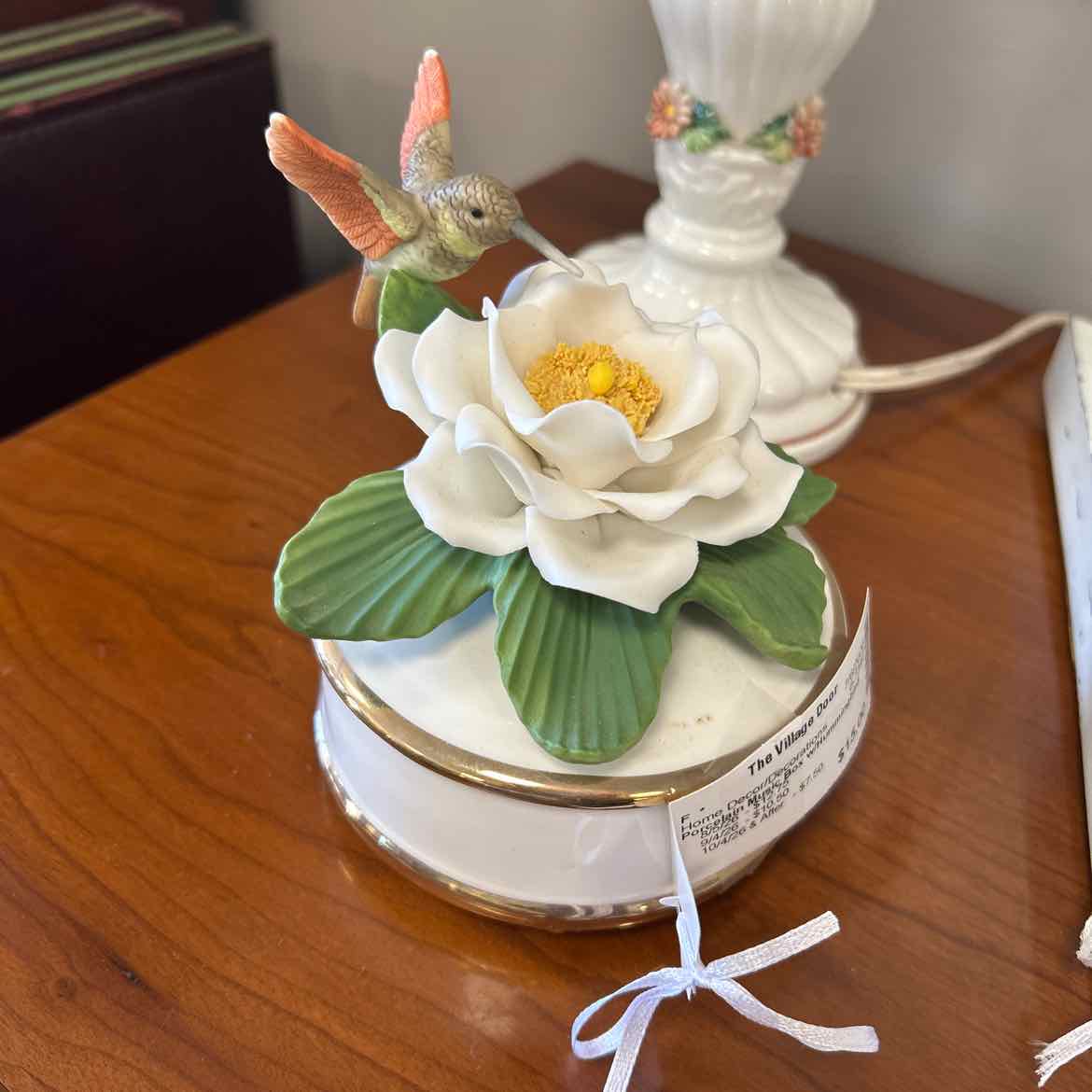 Porcelain Music Box w/Hummingbird