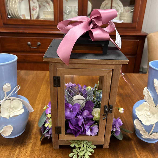 Decorative Lantern w/Candle & Flowers