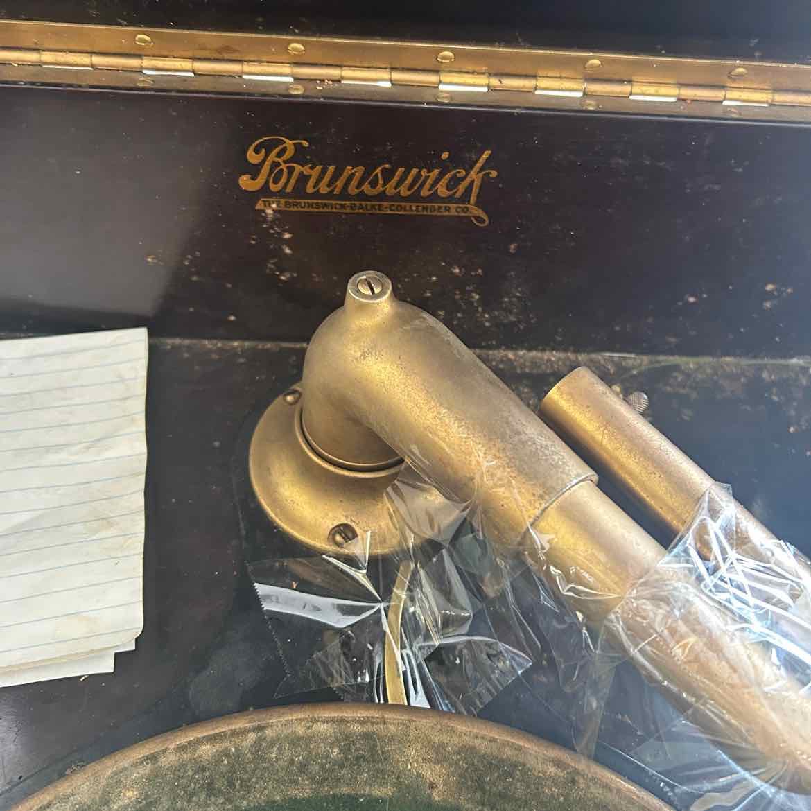 Antique Brunswick Console Phonograph w/Records