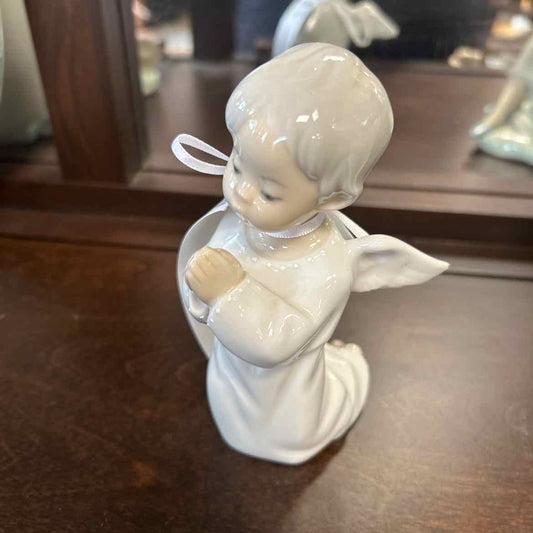 Lladro Girl Angel Praying