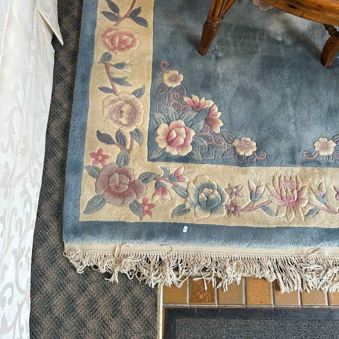 4x6 Blue/Cream Rug w/Flowers
