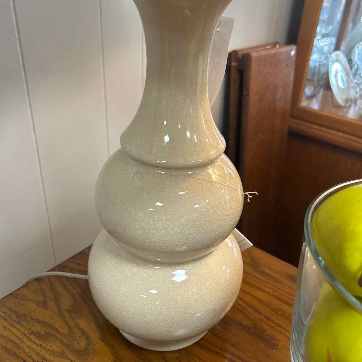Cream Ceramic Lamp w/Shade
